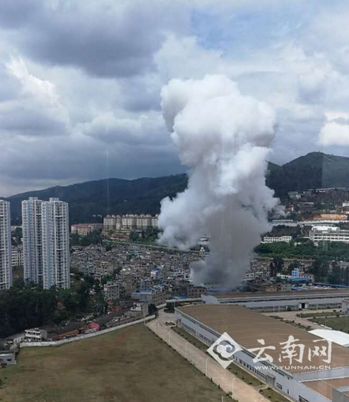 昆明高新区一厂房发生爆炸 事故原因正在调查